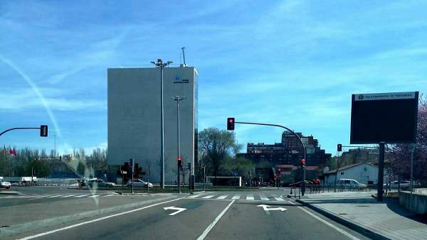 Reorganizados los carriles de acceso al Puente Colgante y Avenida de Salamanca d Reorganizados los carriles de acceso al Puente Colgante y Avenida de Salamanca d