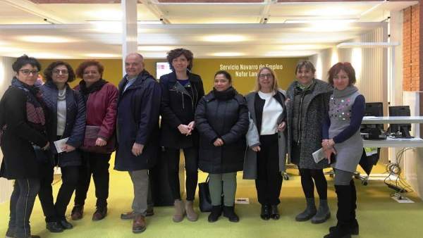 Parlamentarios visitan la Agencia Integral de Empleo Iturrondo, que ofrece todos Parlamentarios visitan la Agencia Integral de Empleo Iturrondo, que ofrece todos