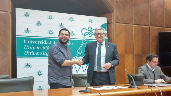 Oviedo.- Universidad y Ayuntamiento tienden puentes entre estudiantes y empresas Oviedo.- Universidad y Ayuntamiento tienden puentes entre estudiantes y empresas