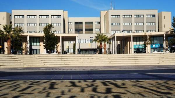 Consell y UJI colaboran para garantizar la percepción de los complementos de los Consell y UJI colaboran para garantizar la percepción de los complementos de los