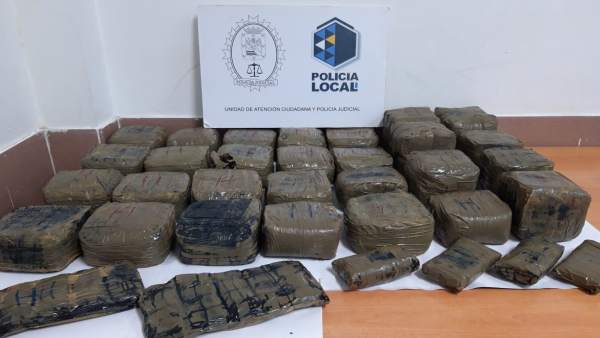 Sucesos.- Investigan el hallazgo de 20 kilos de hachís en las costas de Güímar ( Sucesos.- Investigan el hallazgo de 20 kilos de hachís en las costas de Güímar (