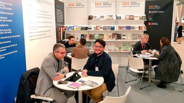 El IEB participa por quinto año en la Feria del Libro de Londres para acercarse El IEB participa por quinto año en la Feria del Libro de Londres para acercarse