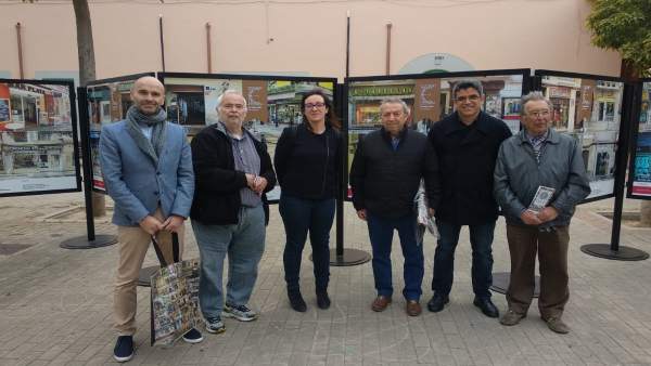 La exposición fotográfica de establecimientos emblemáticos se traslada al Vivero La exposición fotográfica de establecimientos emblemáticos se traslada al Vivero