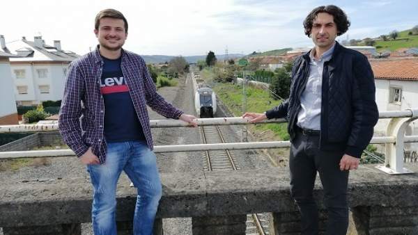 Cs pide a Fomento barreras acústicas en las vías del tren en Guarnizo Cs pide a Fomento barreras acústicas en las vías del tren en Guarnizo