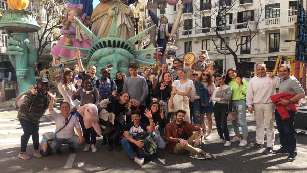 Fallas.- Estudiantes del CEU de 20 nacionalidades aprenden arquitectura en el mo Fallas.- Estudiantes del CEU de 20 nacionalidades aprenden arquitectura en el mo
