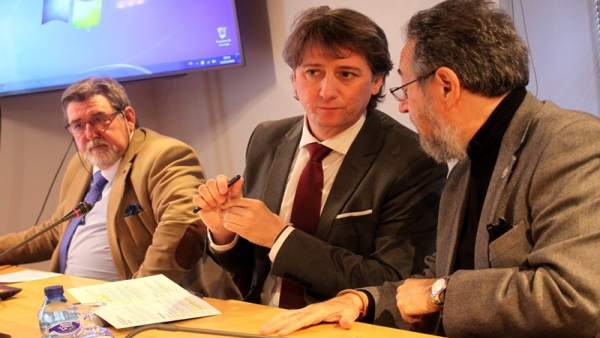 Foto mía. De izda a dcha, José Antonio Martín, Carlos Martínez y Carlos de la Ca Foto mía. De izda a dcha, José Antonio Martín, Carlos Martínez y Carlos de la Ca
