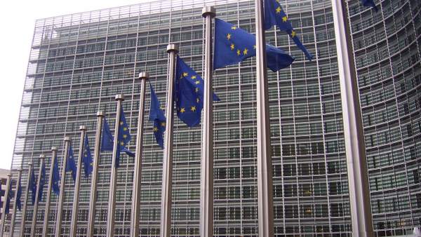 Fwd: Np · Eurodiputados Españoles Firman Un Manifiesto De Apoyo A Los Servicios Fwd: Np · Eurodiputados Españoles Firman Un Manifiesto De Apoyo A Los Servicios