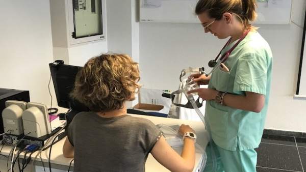 Más de 7.500 pacientes del CHN utilizan en su domicilio un dispositivo para cont Más de 7.500 pacientes del CHN utilizan en su domicilio un dispositivo para cont