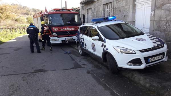 Rescatado un octogenario que se había caído al río Miñor a su paso por Gondomar Rescatado un octogenario que se había caído al río Miñor a su paso por Gondomar