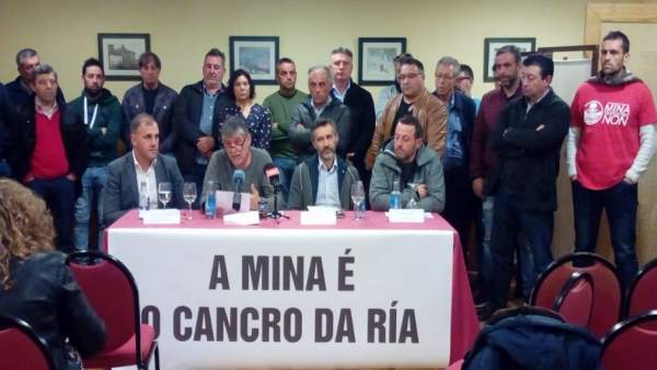 Adega y la Plataforma por la Ría de Arousa piden a Fiscalía que investigue 'vert Adega y la Plataforma por la Ría de Arousa piden a Fiscalía que investigue 'vert