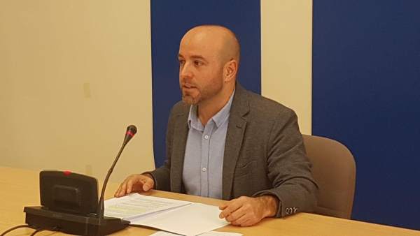 El portavoz de En Marea, Luís Villares, en el Parlamento El portavoz de En Marea, Luís Villares, en el Parlamento