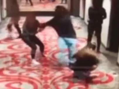 Kareem Hunt agrede a una mujer