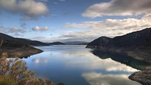 Embalse de Entrepeñas Embalse de Entrepeñas
