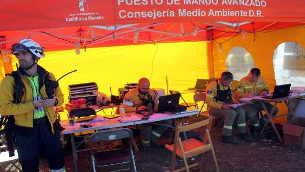 Incendios.- Siete medios aéreos y 28 terrestres siguen trabajando en el control Incendios.- Siete medios aéreos y 28 terrestres siguen trabajando en el control