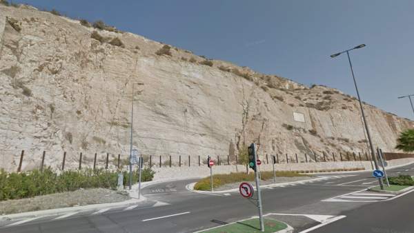 Alicante.- Sucesos.- Dos heridos en dos accidentes con motos en Alicante y Cocen Alicante.- Sucesos.- Dos heridos en dos accidentes con motos en Alicante y Cocen