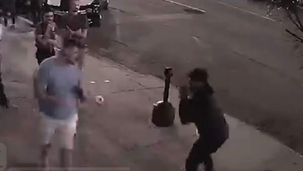 Taylor Hearn, noqueado en pelea callejera Taylor Hearn, noqueado en pelea callejera