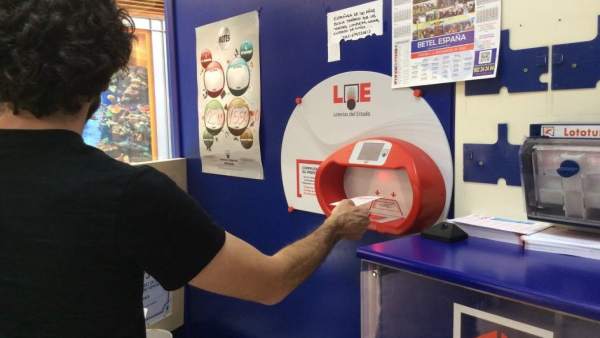 Un acertante de Don Benito (Badajoz) gana un premio de casi 112.700 euros en la Un acertante de Don Benito (Badajoz) gana un premio de casi 112.700 euros en la