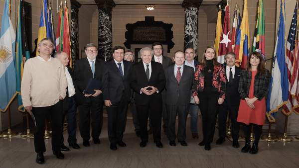 CyL defiende su modelo de concertación económica y social como instrumento para CyL defiende su modelo de concertación económica y social como instrumento para