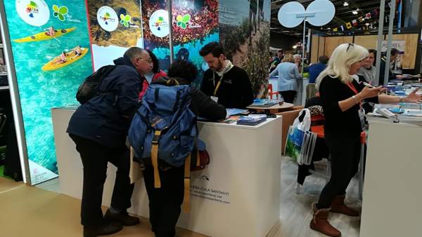 La Aetib participa en el Salon Destination Nature de París para promocionar la n La Aetib participa en el Salon Destination Nature de París para promocionar la n