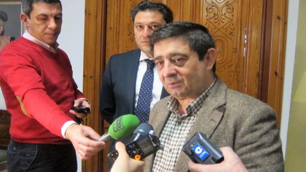 Jaén.- 28A.- Reyes (PSOE) aboga por 'mirar hacia adelante' para lograr 'el mejor Jaén.- 28A.- Reyes (PSOE) aboga por 'mirar hacia adelante' para lograr 'el mejor