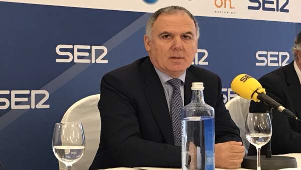 Vidal de la Peña arremete contra todos los políticos: 'Menos romería y más traba Vidal de la Peña arremete contra todos los políticos: 'Menos romería y más traba