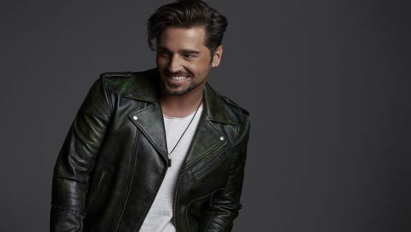 Gijón.- David Bustamante inicia su gira 'Héroes' en el Teatro de la Laboral Gijón.- David Bustamante inicia su gira 'Héroes' en el Teatro de la Laboral