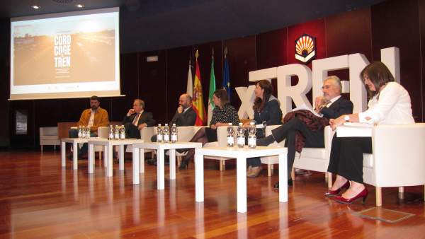 Córdoba.- Agentes logísticos debaten las posibilidades del tren como transporte Córdoba.- Agentes logísticos debaten las posibilidades del tren como transporte
