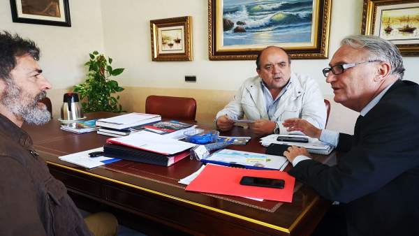 Almería.-Puertos.-La Autoridad Portuaria analiza los proyectos del fondeadero y Almería.-Puertos.-La Autoridad Portuaria analiza los proyectos del fondeadero y