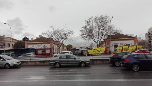 Sucesos.- Dos personas heridas leves por un pequeño fuego en el techo de un vagó Sucesos.- Dos personas heridas leves por un pequeño fuego en el techo de un vagó