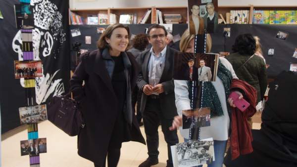 Alumnos del colegio Rey Pastor elaboran una exposición sobre Rafael Azcona Alumnos del colegio Rey Pastor elaboran una exposición sobre Rafael Azcona