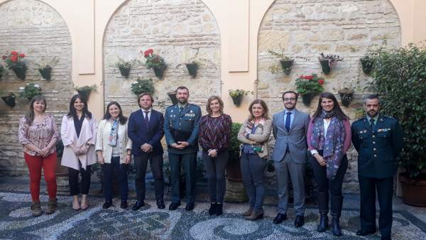 Córdoba.- La Junta y la Guardia Civil apuestan por una colaboración 'leal y flui Córdoba.- La Junta y la Guardia Civil apuestan por una colaboración 'leal y flui