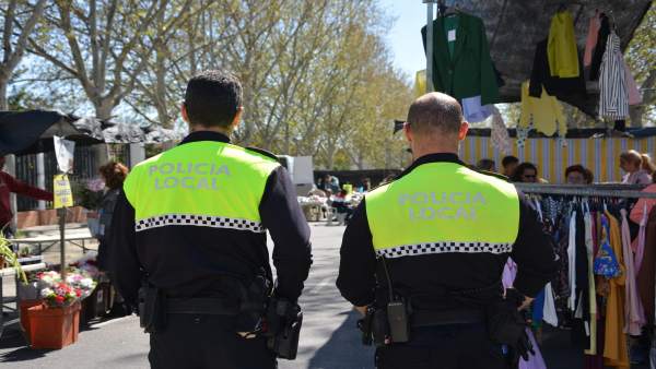 Sevilla.- Bormujos incorpora patrullas policiales 'a pie' para 'reforzar la segu Sevilla.- Bormujos incorpora patrullas policiales 'a pie' para 'reforzar la segu