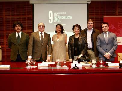 Presentación de '9 necesarios debates sobre la responsabilidad social'