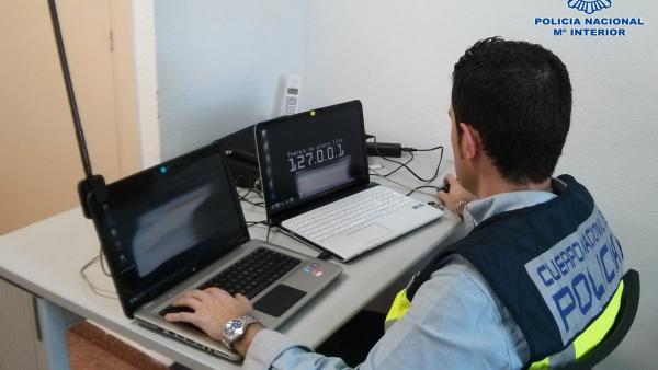El Cuerpo Nacional de Policía detecta una alerta por 'phishing'. El Cuerpo Nacional de Policía detecta una alerta por 'phishing'.