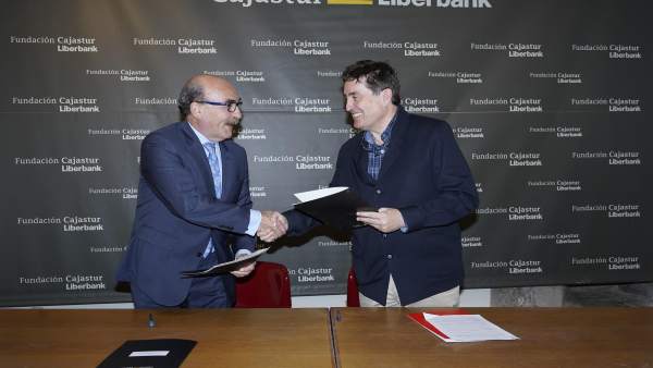 La Fundación Cajastur - Liberbank cede gratuitamente al Instituto Cervantes los La Fundación Cajastur - Liberbank cede gratuitamente al Instituto Cervantes los