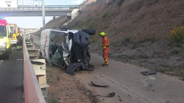Valencia.- Sucesos.- Rescatan a un paciente en silla de ruedas tras volcar una a Valencia.- Sucesos.- Rescatan a un paciente en silla de ruedas tras volcar una a
