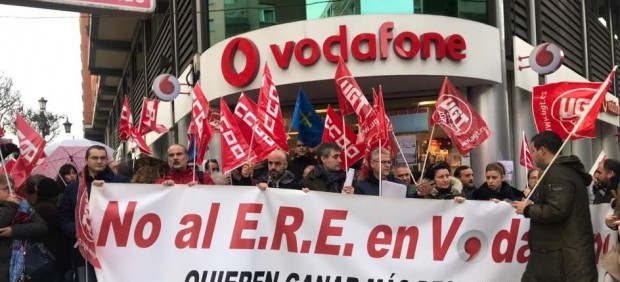 Movilización de los trabajadores de Vodafone en protesta contra el ERE el pasado febrero