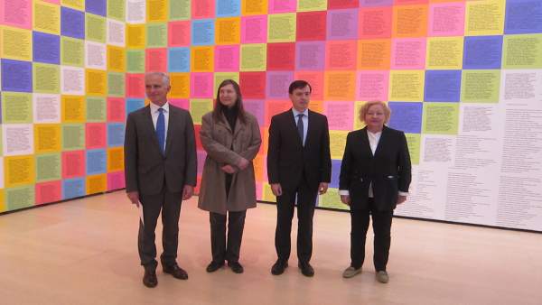 Jenny Halzer expone en el Guggenheim Bilbao hasta septiembre su uso del lenguaje Jenny Halzer expone en el Guggenheim Bilbao hasta septiembre su uso del lenguaje