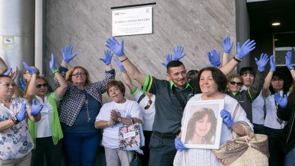 Rinden homenaje a Isabel Canino en el décimo aniversario de su asesinato Rinden homenaje a Isabel Canino en el décimo aniversario de su asesinato