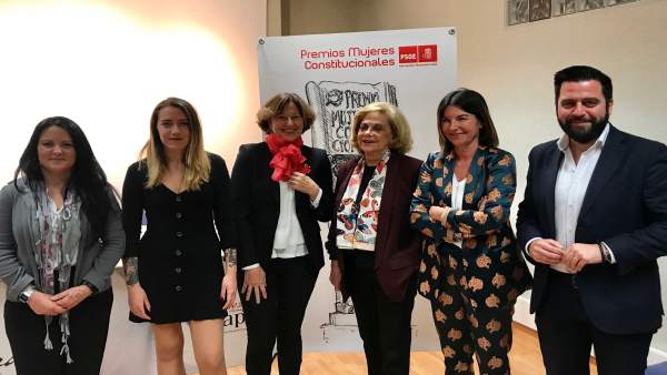 Cádiz.- PSOE premia a Amparo Rubiales y a SOS Bebés Robados en la VIII edición d Cádiz.- PSOE premia a Amparo Rubiales y a SOS Bebés Robados en la VIII edición d