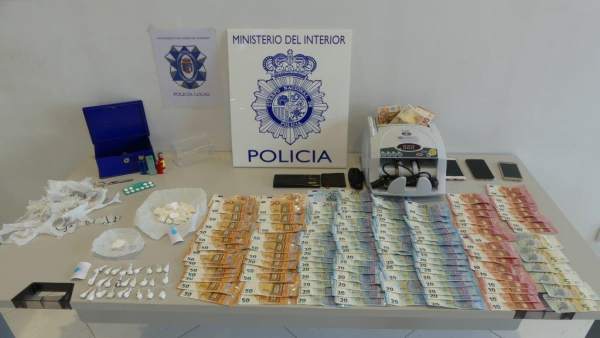 Sucesos.- Detenido padre e hijo en San Andrés (León) e intervenidos 100 gramos d Sucesos.- Detenido padre e hijo en San Andrés (León) e intervenidos 100 gramos d