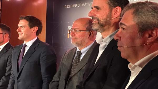 Rivera evita personalizar las primarias en Clemente y defiende un 'proceso democ Rivera evita personalizar las primarias en Clemente y defiende un 'proceso democ