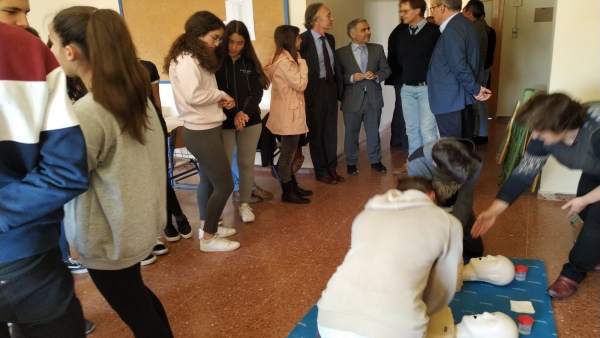 Granada.- Enseñan técnicas de reanimación cardiopulmonar básica a alumnos del in Granada.- Enseñan técnicas de reanimación cardiopulmonar básica a alumnos del in