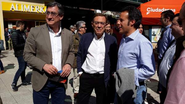 Vázquez (Ciudadanos) respalda 'absolutamente' las alegaciones del Gobierno regio Vázquez (Ciudadanos) respalda 'absolutamente' las alegaciones del Gobierno regio