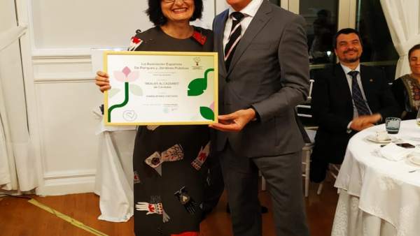 Córdoba.- Ayuntamiento recoge un reconocimiento por la gestión de los Jardines d Córdoba.- Ayuntamiento recoge un reconocimiento por la gestión de los Jardines d