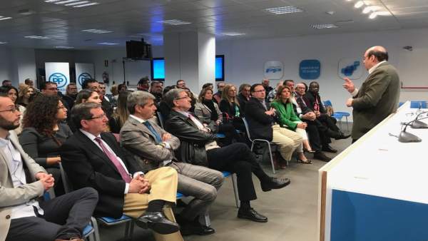 Granada.- 26M.- PP presenta su lista a las municipales con Luis González Ruiz, E Granada.- 26M.- PP presenta su lista a las municipales con Luis González Ruiz, E