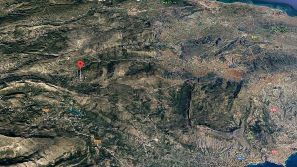 Alicante.- Sucesos.- Fallece un motorista de 49 años tras caer por un terraplén Alicante.- Sucesos.- Fallece un motorista de 49 años tras caer por un terraplén