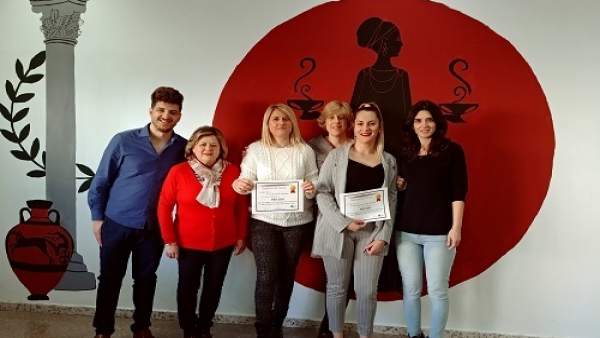 Granada.- Tres alumnas granadinas consiguen el premio 'al esfuerzo y la superaci Granada.- Tres alumnas granadinas consiguen el premio 'al esfuerzo y la superaci