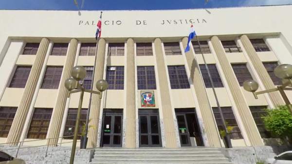 Palacio de Justicia en Santo Domingo, República Dominicana Palacio de Justicia en Santo Domingo, República Dominicana