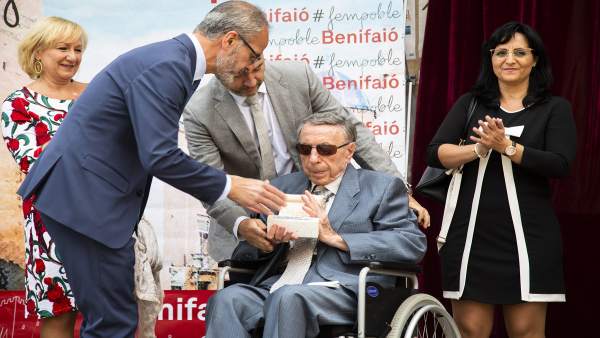 BENIFAIÓ DECRETA DOS DÍAS DE LUTO OFICIAL POR LA MUERTE DEL QUE FUE ALCALDE DEL BENIFAIÓ DECRETA DOS DÍAS DE LUTO OFICIAL POR LA MUERTE DEL QUE FUE ALCALDE DEL